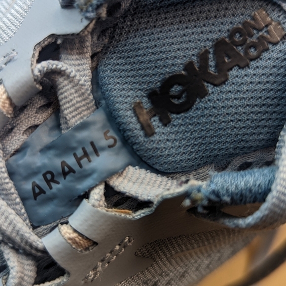 Hoka One One Men\'s Arahi 5 Blue Running Shoes Size US 10, EU 44.  Repaired spot main image 5